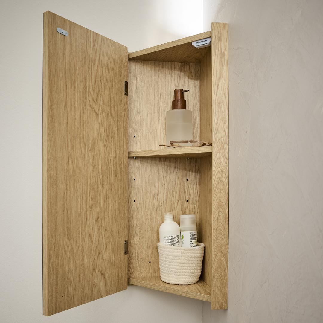 Ensemble meuble sous vasque d'angle sur pieds avec vasque en résine, robinet noir et armoire de toilette