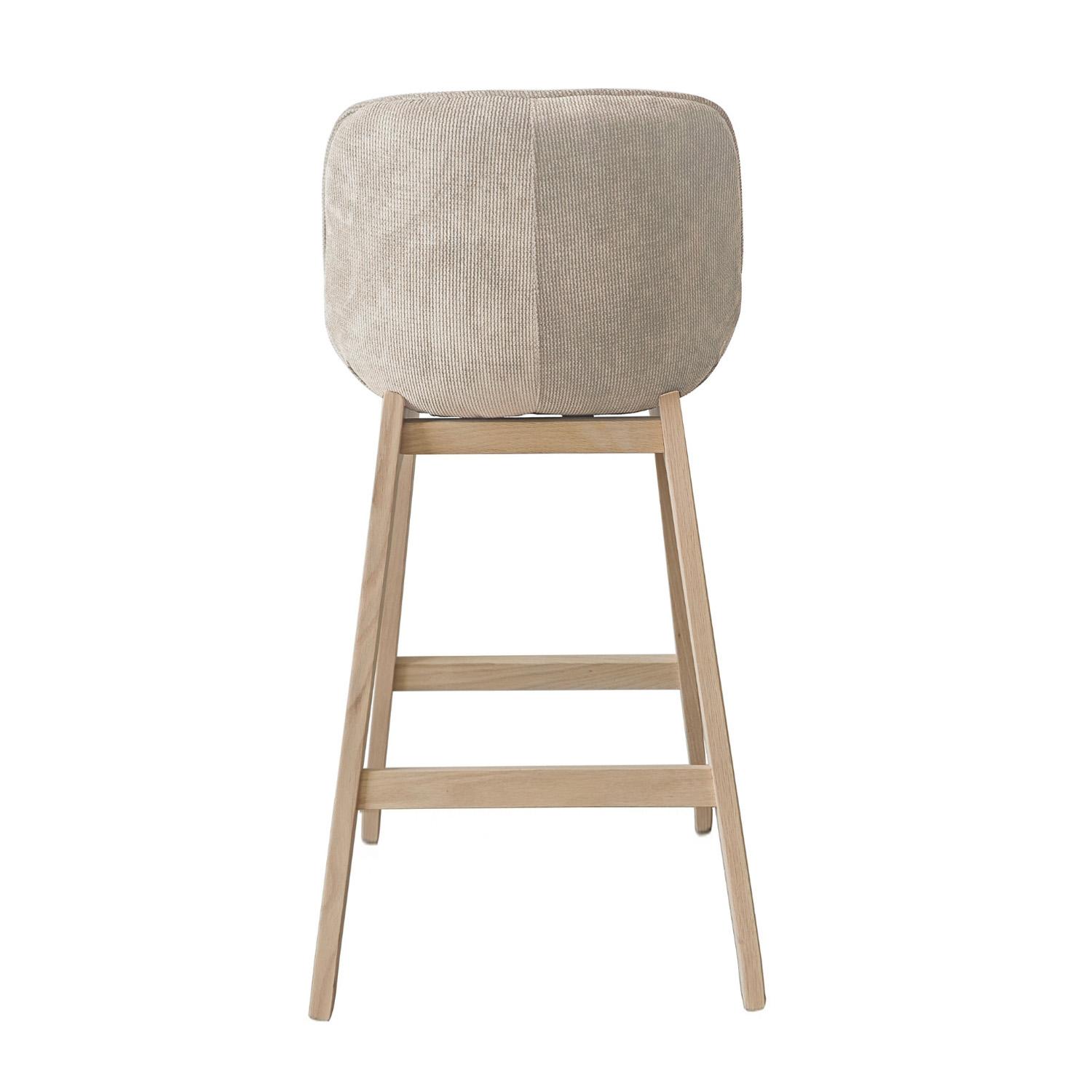 Lot de tabourets de bar en chêne et assise tissu velours côtelé H75cm