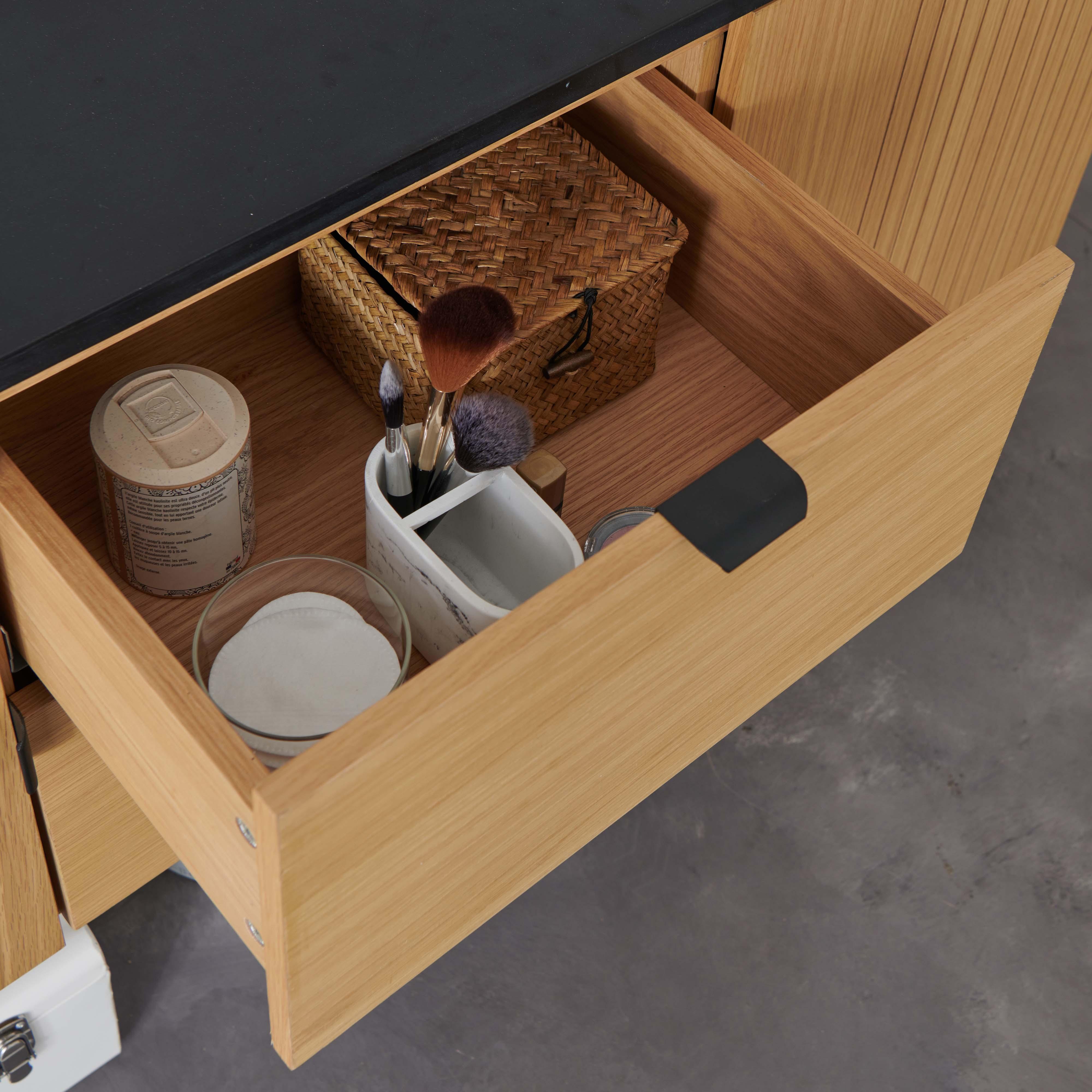 Meuble sous vasque 140 cm suspendu en chêne avec poignées métal noir - sans plan vasque