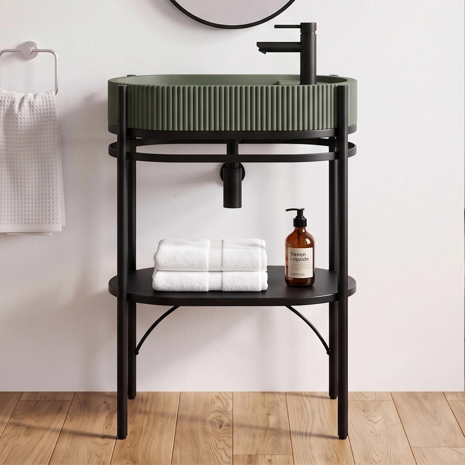 Meuble simple vasque sur pieds 55cm en métal noir et vasque béton  et robinet noir